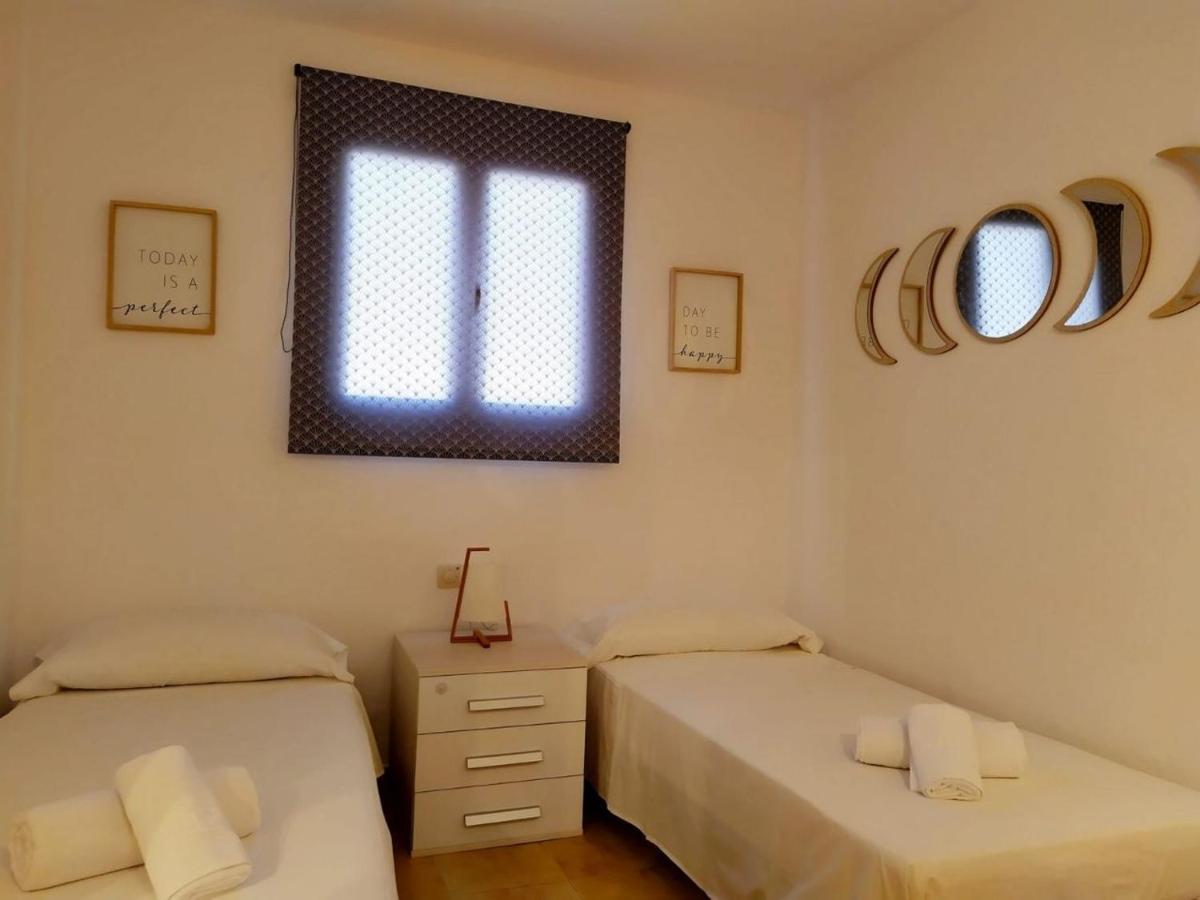 Hermosa Casa Con Piscina Cerca De La Playa De Punta Prima Punta Prima  Exteriör bild
